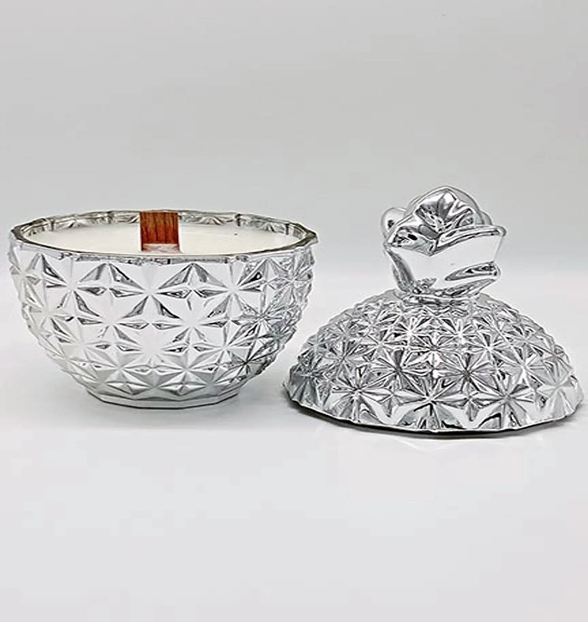 HANG-TIME AROMATIC SOY CANDLES